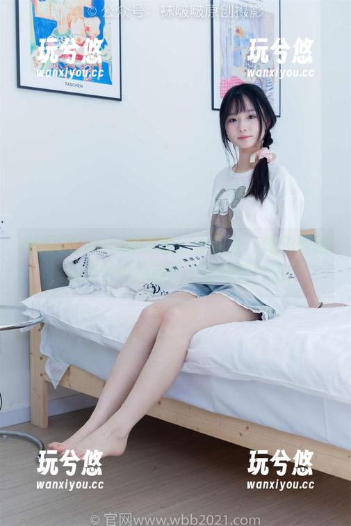 BoBoSocks袜啵啵-小甜豆 BoBoSocks袜啵啵 - 小甜豆,肉色网袜,从照片中扑面而来的时髦气息!