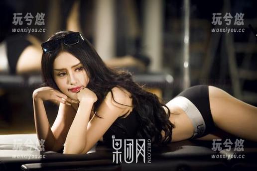 GIRLT果团网 - 最新合集：Miss琪和她的肉丝，双重诱惑！