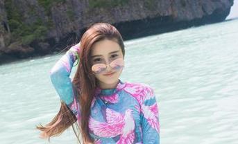 IMiss爱蜜社 – 办公桌的另一种形式，Nono酱的高清写真