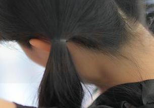 ROSI睡衣写真，真的是“随性穿着”的最高境界？