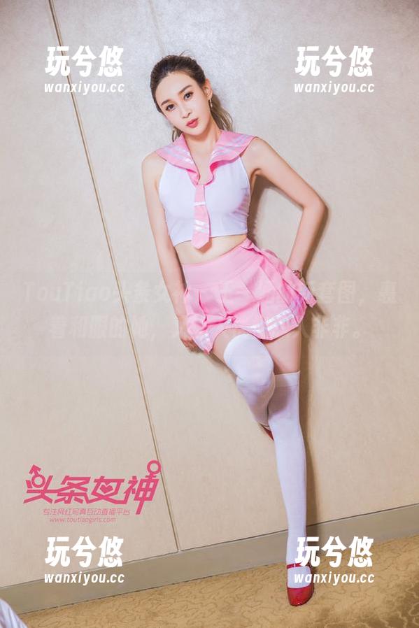 TouTiao头条女神-王一涵 TouTiao头条女神 - 王一涵的新套图,裹着和服的她,又让人恍惚想入非非。