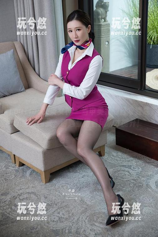 TouTiao头条女神-申美嫣 TouTiao头条女神 - 当申美嫣的日常变成了全套图集,钥匙都得看风水才能开!