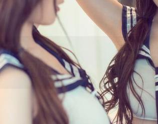 UGirls尤果网 – 又是一道李思宁的洗脑菜，作品好到让人想自己下厨去瞧瞧！