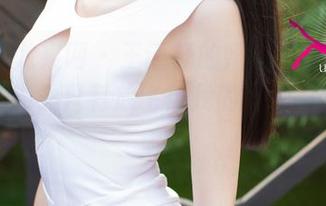 UGirls尤果网 – 王谨轩的婚纱合集：这里没有圣光，只有放飞自我的婚纱与无敌气质。