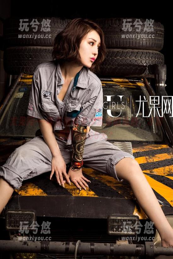UGirls尤果网 尤果网-一年里得看多少次你的私拍,才算是过完365天?