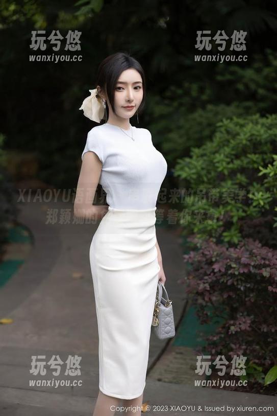 XIAOYU语画界-郑颖姗 XIAOYU语画界 - 串联起来的吊带美学!郑颖姗的免费图包等着你来拿!