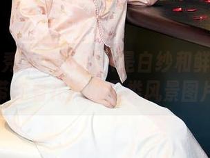 Xiuren秀人网 – 不只是白纱和鲜花——z杯悠悠带你看花嫁的另类风景图片分享。
