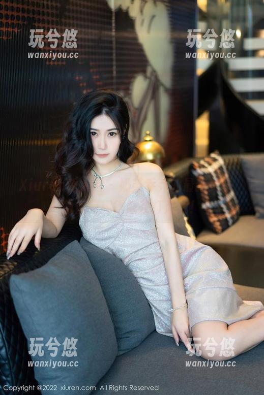 Xiuren秀人网 - 奶芙乔乔的最新美图，瑜伽有趣得像在打游戏！