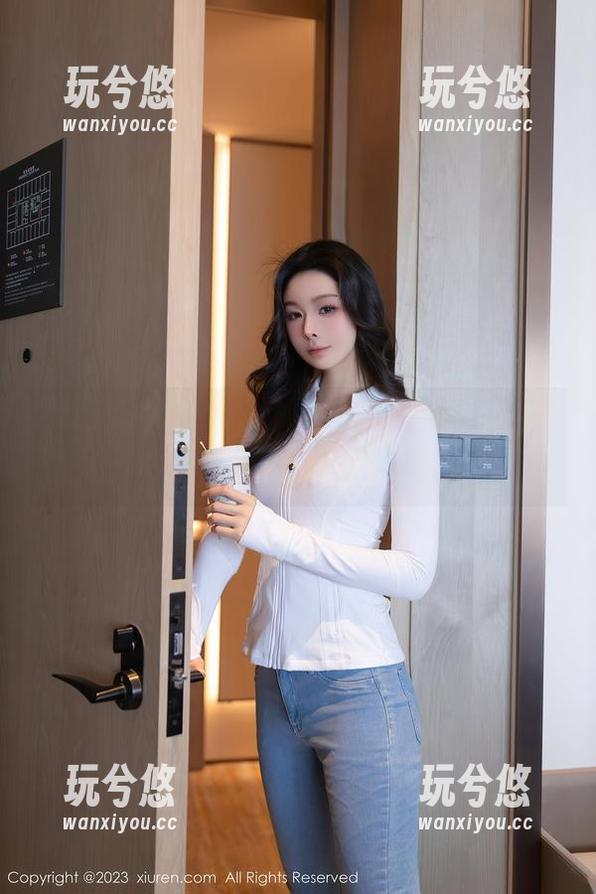 Xiuren秀人网 - 就问问，这些美腿写真要怎么抵挡啊，小九月你真会玩！