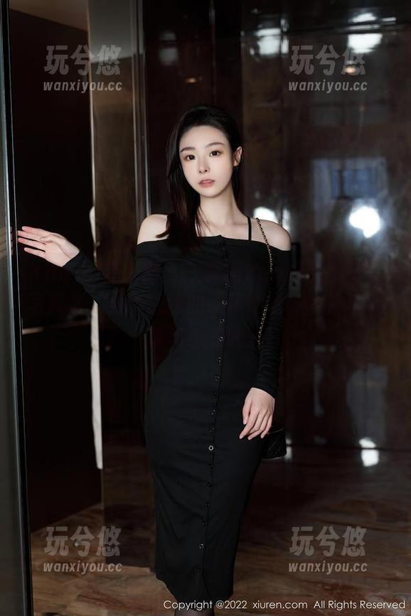 Xiuren秀人网-王馨瑶Yanni Xiuren秀人网 - 王馨瑶Yanni新推秘书写真集,更新身边的职场情绪,全是小心事和小美好。