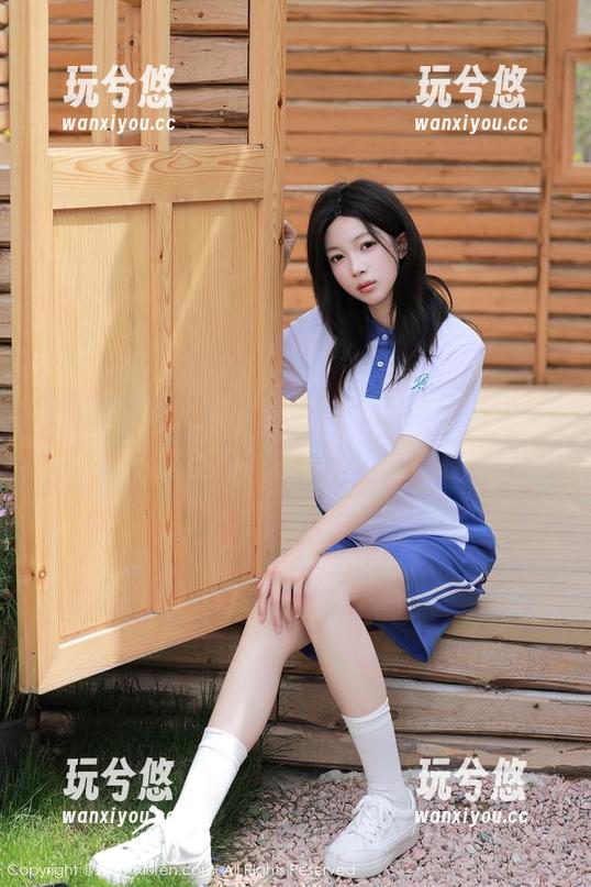 Xiuren秀人网-玥儿玥er Xiuren秀人网 - 唉,难道我真的是玥儿玥er的王国臣民?来看这组写真图包!