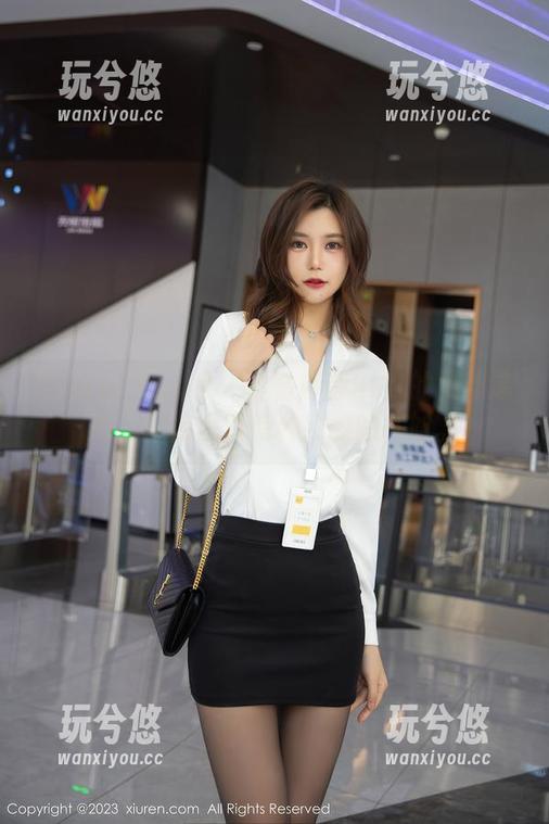 Xiuren秀人网 - 看看诗诗kiki的女仆造型，图库里真有种别致的尴尬。