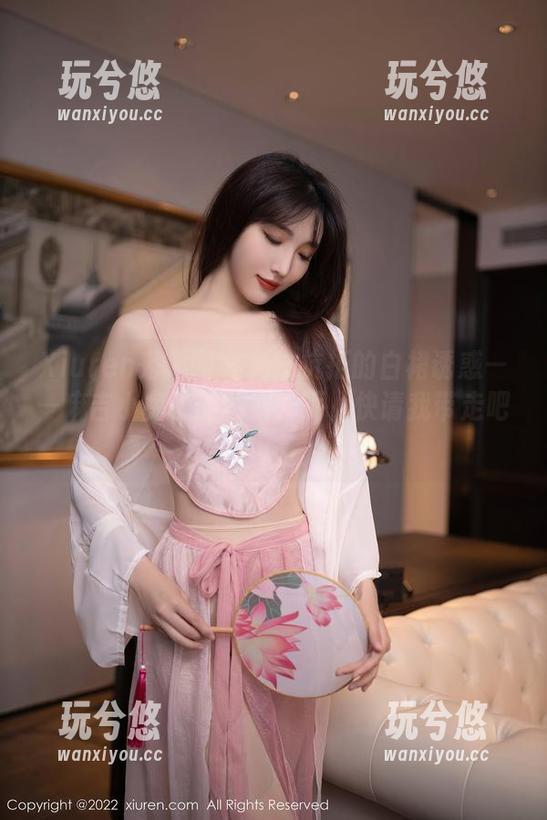 Xiuren秀人网-麻吉小兔子 Xiuren秀人网 - 无法抗拒的白裙诱惑——麻吉小兔子的图册,呃,快请我带走吧!