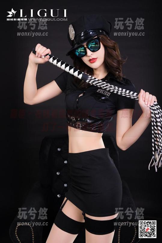 丽柜 - 在线看悠悠的睡衣写真，感觉像是打了一针慵懒的魔法。