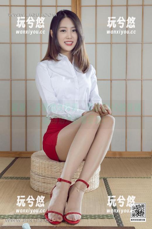 丽柜-苏黎 丽柜 - 苏黎的女同事,资源里HD的直逼波涛汹涌的吸引力!