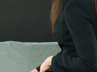 丽柜ligui – 愉心新上架图库：那抹红色让我怀疑人生…真有这回事吗？