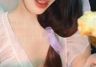 一组水手服图集，九言没圣光，脑海里不免就开始构思那些不可思议的场景。