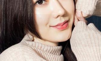 克拉女神 – 宋黛的修女写真，美图中那些不羁的眼神，啥都传达了！