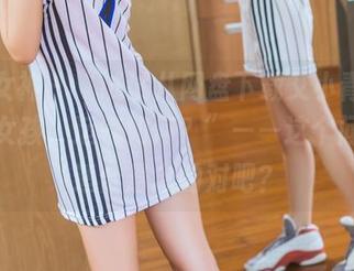 头条女神 – “试试从网盘下载艾小青的一百分女孩，运气如何？”——这个问号挺适合悬念的对吧？