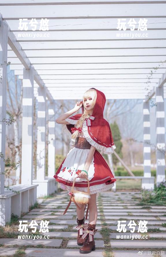 妖君白研 美腿写真(全套)。妖君白研真会挑,这腿看得我有点手足无措。