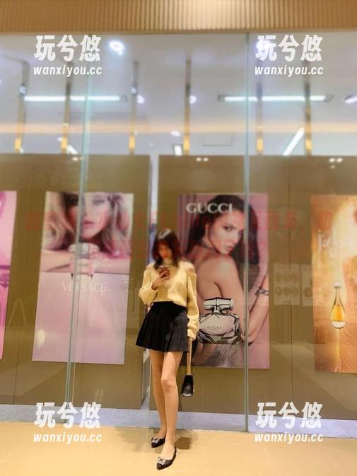 小仙女ELaine 微密圈 - 小仙女ELaine的裸足图集,初见原图时我只想问了啥?