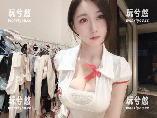 小玉吃果冻 微密圈 - 唯一能给你带来清凉感的小玉吃果冻夏日定制图集,没关系,咱也可以体会梦幻感。