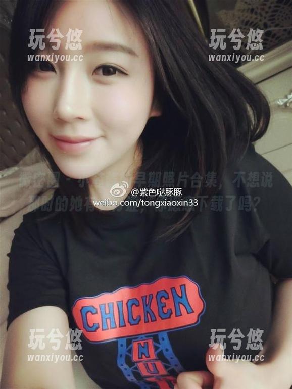 小芯酱 微密圈 - 小芯酱的早期照片合集,不想说那时的她有多青涩,你愿意下载了吗?