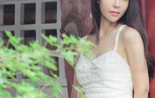 尤果网 – 美替的白色，看得我肚子饿了，得赶紧下载几张美图压压惊！