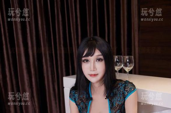 尤物馆-孟狐狸FoxYini 尤物馆 - 穿越职场:孟狐狸FoxYini的“秘书”人生,麻烦无圣光来助攻