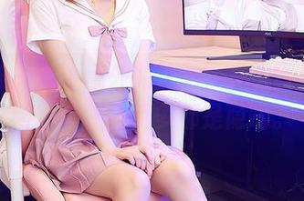 尤蜜荟 – 让人意外的位子，井上雪樱的更新和套装差不多都是隐喻。