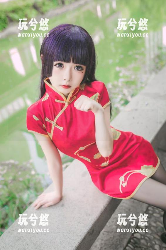 “巧克力小圆面包”娇羞的轻纱幔帐，高清写真里似乎藏着点什么？