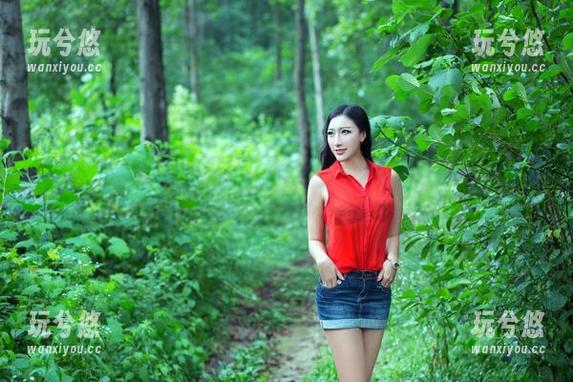 推女郎-易阳 推女郎 - 易阳少女套图,分享一波我的为什么一直盯着看的疑惑