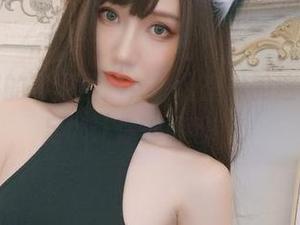 木之本果的写真图册，办公室里的这一抹温柔足以让你暂停思考。