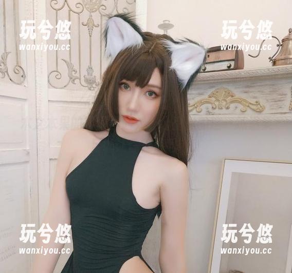 木之本果的写真图册，办公室里的这一抹温柔足以让你暂停思考。