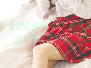 果团网 – 黄歆苑长腿合集，慢慢看，腿上的故事似乎不少。