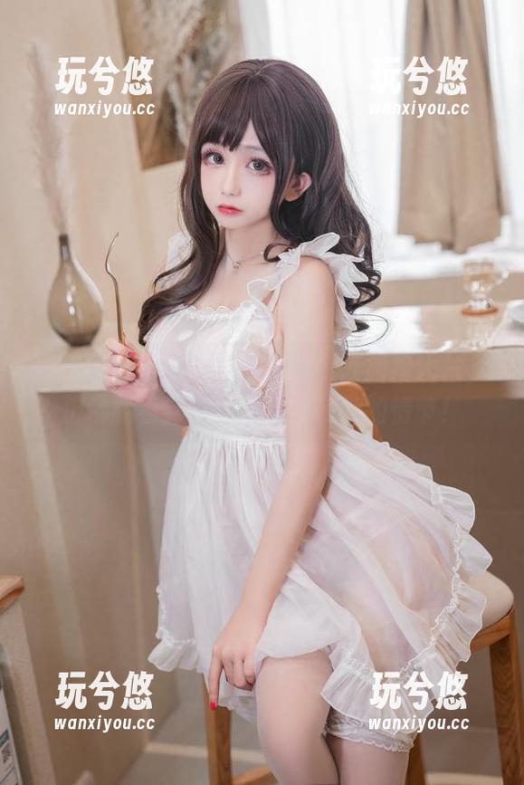 樱井小莜 嘴巴留口水的效果!樱井小莜旗袍大片,仿佛我看到了一幅幅古装剧的情节!