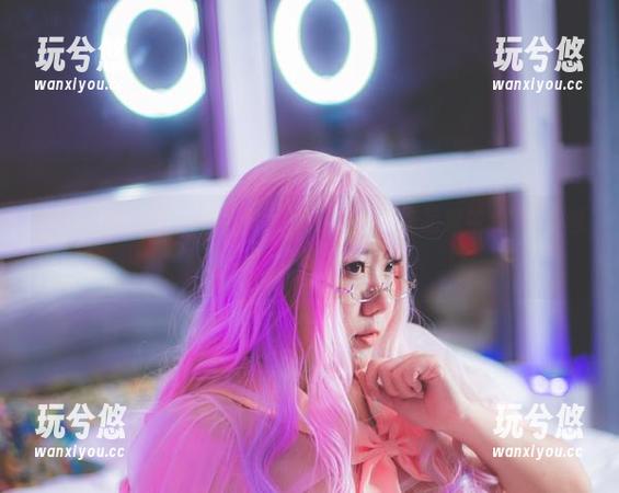 甜糖大魔王 红裙这种东西,在甜糖大魔王的高清作品集中,汗水与魅力并存。
