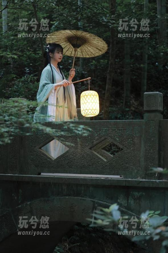 白莉爱吃巧克力玩乐坐标：旅拍作品集、资源分享，让你羡慕不已的“小秘密”！