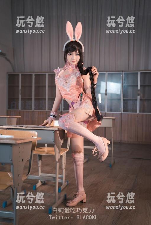 白莉爱吃巧克力 白莉爱吃巧克力和她的海边日记:高清图集,随便一张就能让你心web“咯噔”。