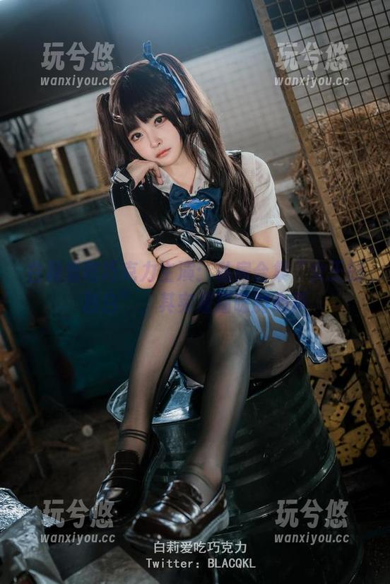白莉爱吃巧克力主演：私房合集“女王的独白”，其实是猫咪的心声