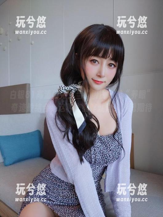 白银81高清厨娘：当“厨房”和“养眼”奇迹般结合，这种作品咋就让人升腾期待呢？