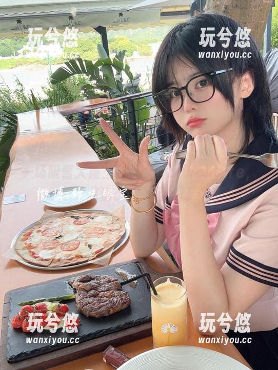 一场眼酱大魔王w的女神adventure，高清cos一网打尽