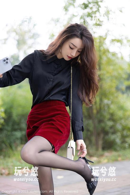 秀人网 - 和服作品，月夕Lily表现得恍如一个走出画框的梦，啧啧。