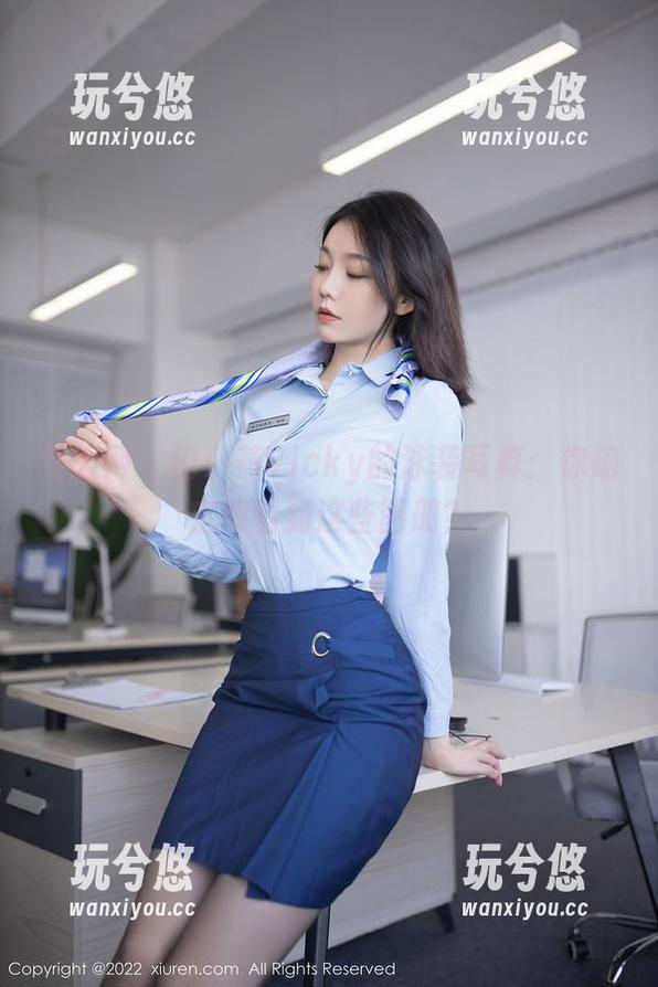 秀人网-田小燕Vicky 秀人网 - 田小燕Vicky的泳装写真:你确定想看到这些图册?