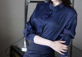 秀人网 – 像虞姬儿一样穿校服！合集里的每张图片都在叙述不同的故事？