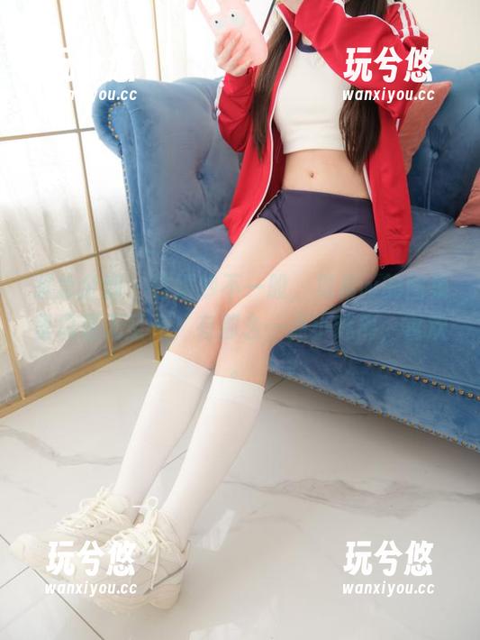 紧急企划 - 这婚纱不一般，见希w的图集里总是无圣光，有那么一点小迷离，喜欢。