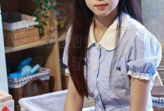 绮梦摄影 – 校服图包中的小艺，另类课堂，一份学术与审美的碰撞！