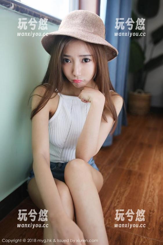 美媛馆-王馨瑶 美媛馆 - 王馨瑶在教室的那一瞬,写真太好看,别忘了下载!