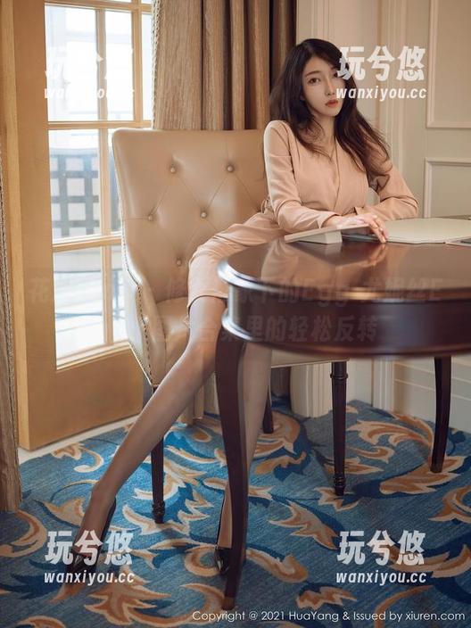 花漾show - 修女形象下的Egg-尤妮丝Egg：图片合集里的轻松反转