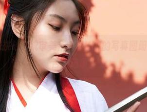 蜜桃社 – 妹妹挑战传统审美，琉璃lily的写真图册里全是令人咋舌的选项。